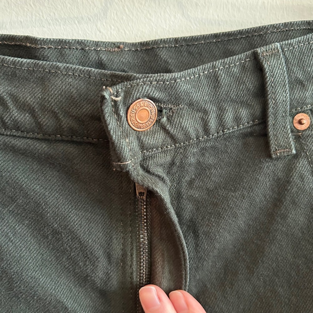 Vintage Levi's 551 Jeans Olive Green 12 MED Relaxed Tapered High Waist USA Made - Picture 2 of 6